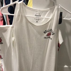 Long sleeve cold shoulder shirt